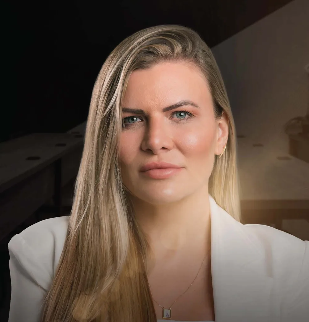 Dra. Patrícia Brandt Schefer, professora do Expert em Bioestimuladores